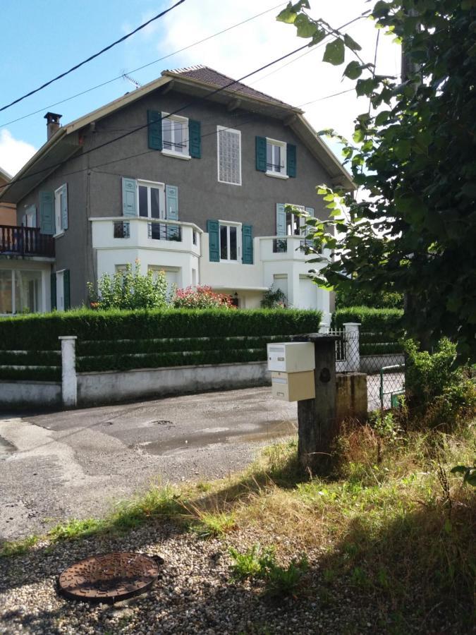 Au Bord Du Foron Apartamento Scionzier Exterior foto